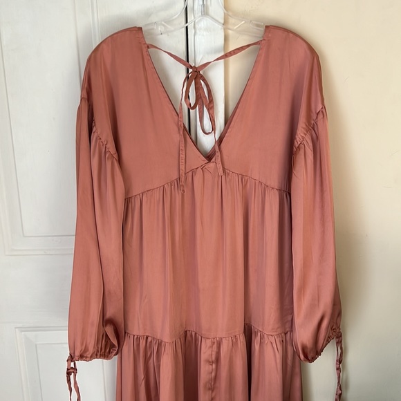 ASOS DESIGN satin tiered trapeze midi smock dress in dusky pink
 Size 4 NWOT. - Picture 7 of 11